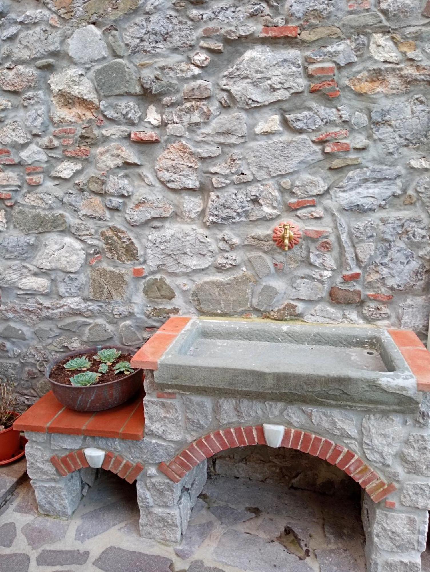 La Finestra Sulla Valle Valdottavo Luaran gambar